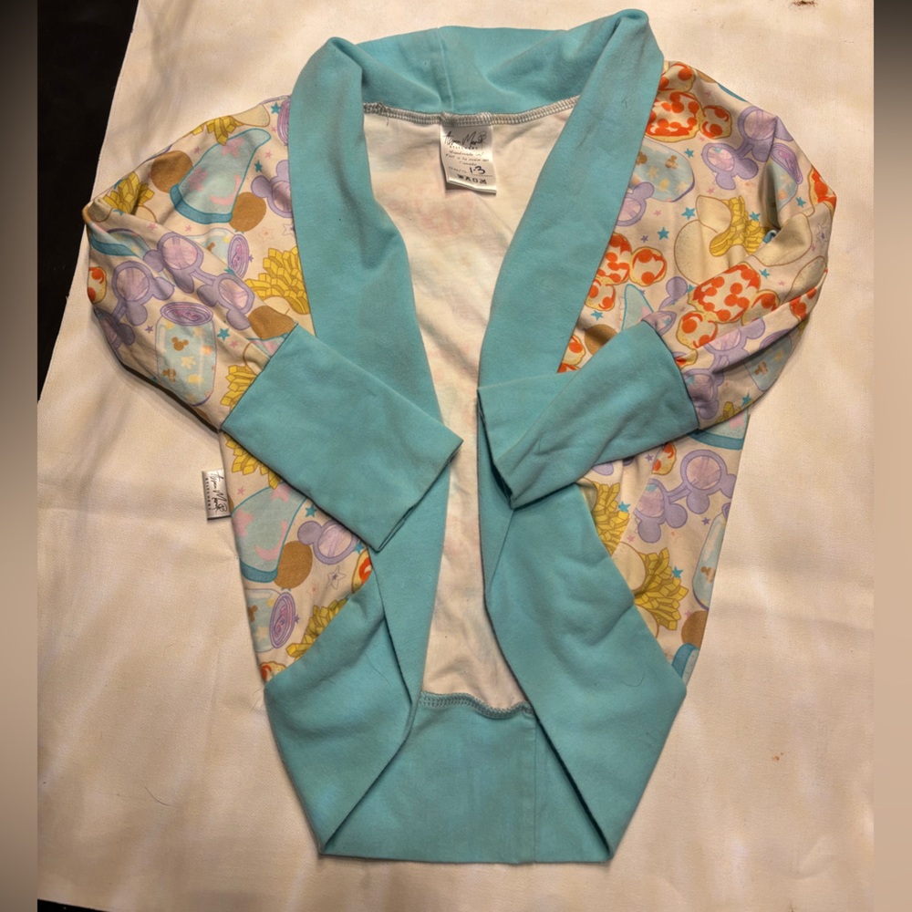 Disney Food Boutique Cardigan Grow with me Size 1-3years